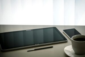 Tablets with Replaceable Batteries