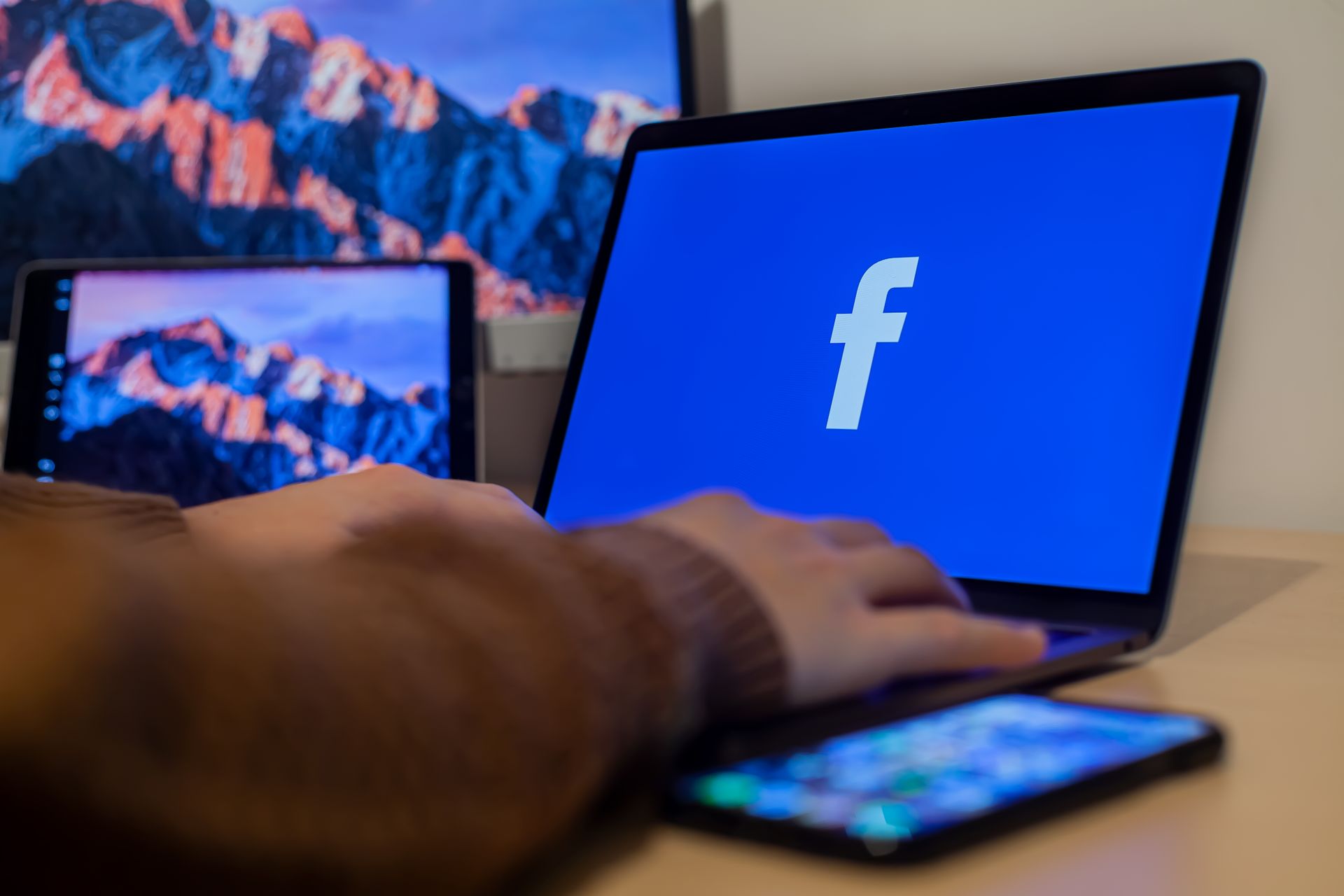 Fixed Facebook Videos Not Playing on Mobile/Computer